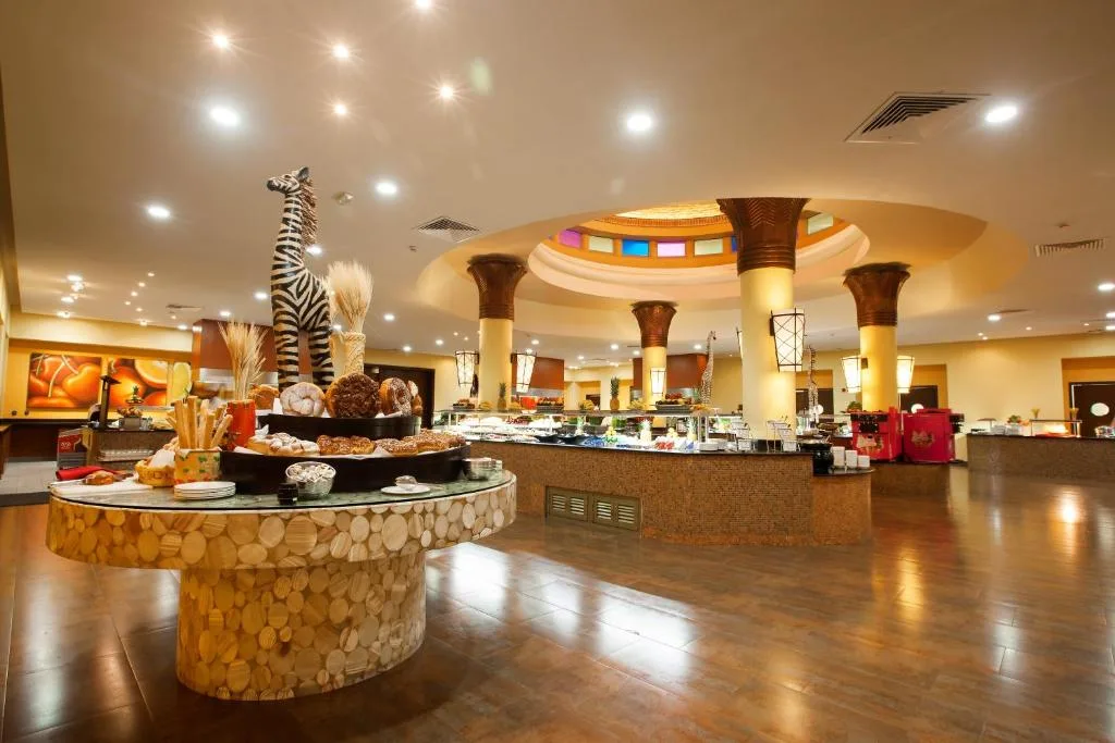 Barceló Maya Palace: another view