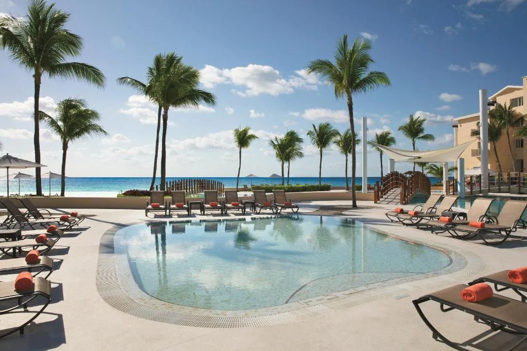 Dreams Jade Resort & Spa: another view