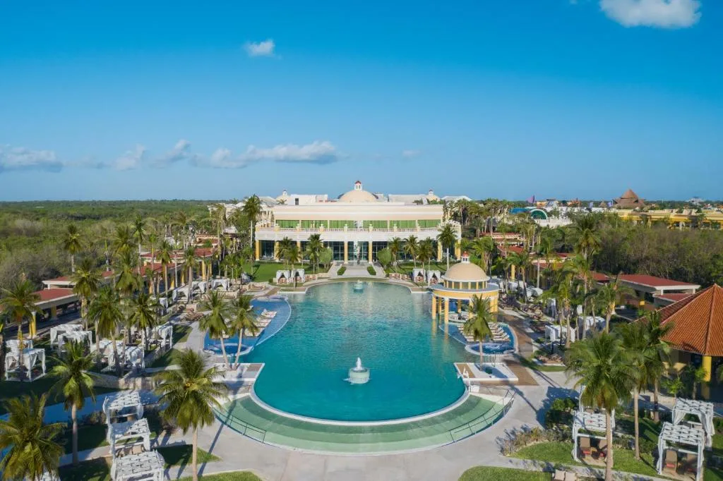 JOIA Paraíso by Iberostar: another view